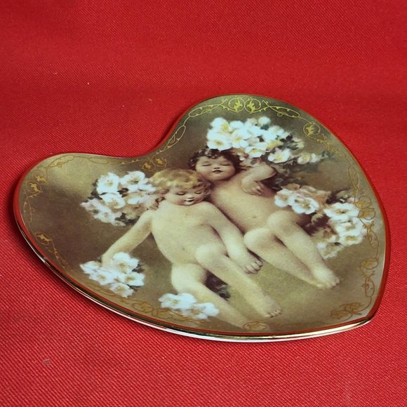 Vintage Bradford Exchange Enchanting Dreams Heart Decorative Plate No 073A 1997 - Picture 14 of 15